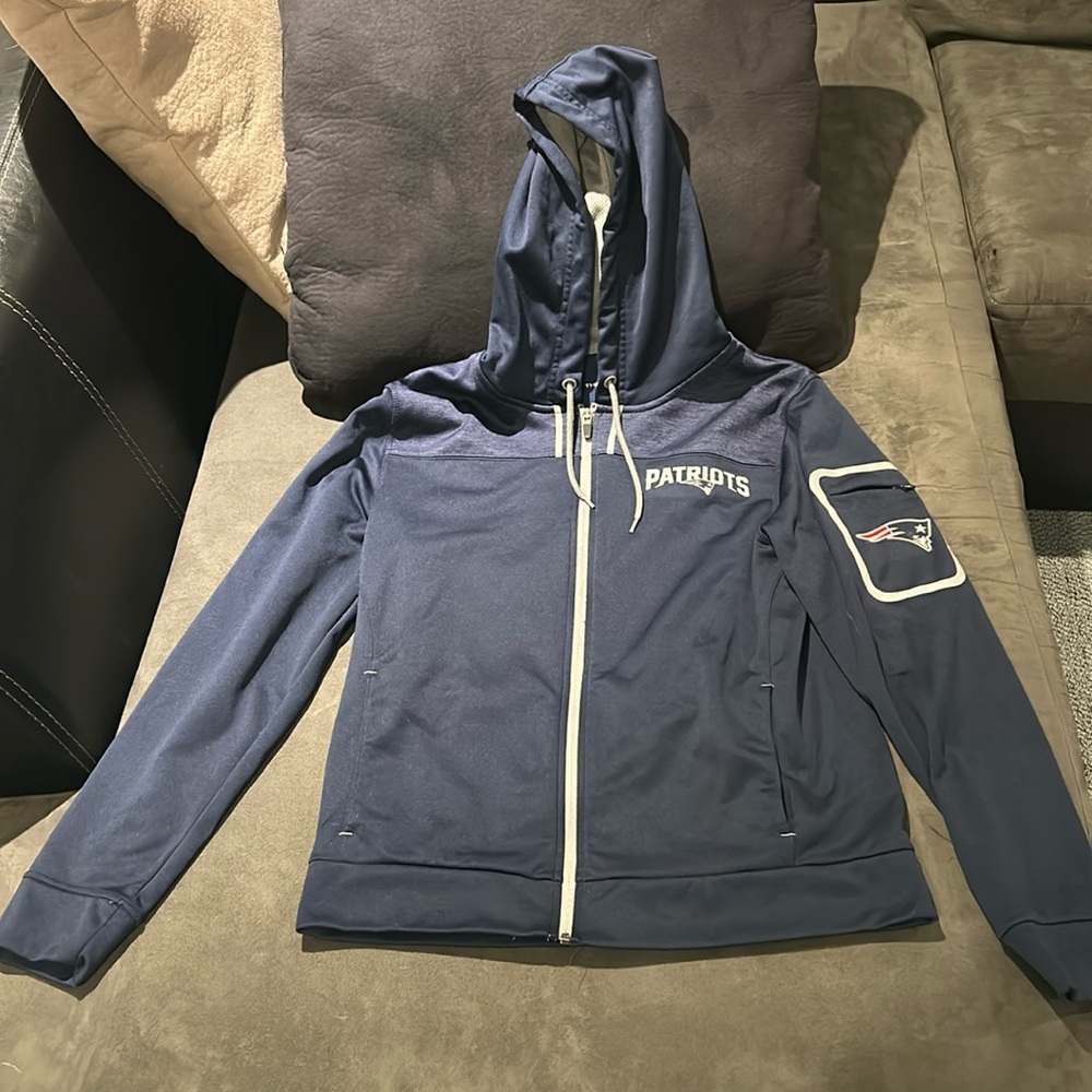Majestic New England Patriots Thermabase Zip up hoodie men’s size Medium Navy
